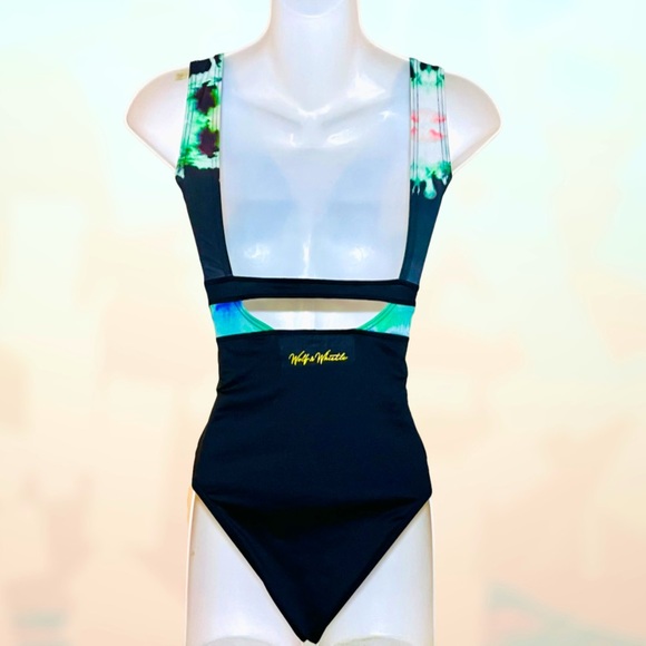 Wolf & Whistle tie dye bodysuit in black - Picture 3 of 4